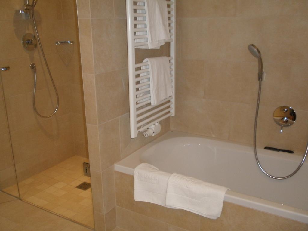 Golf & Wellness Apartment 34. Bad Waltersdorf Room photo